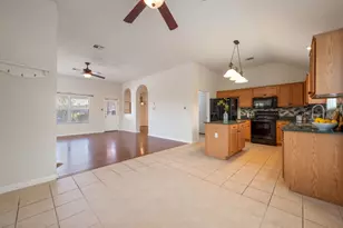 105 Mattingly St, Hutto, TX 78634 - Photo 13