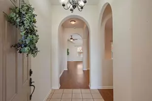 105 Mattingly St, Hutto, TX 78634 - Photo 5