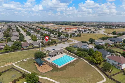 105 Mattingly Street, Hutto, TX 78634 - Photo 33