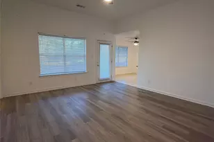 103 N Mockingbird Cir, Cedar Creek, TX 78612 - Photo 11