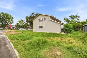 152/154 Shadwell Dr, San Antonio, TX 78228 - Photo 7