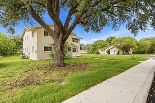 152/154 Shadwell Dr, San Antonio, TX 78228 - Photo 3
