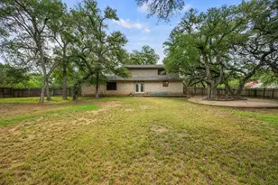 210 Waxwing Dr, Buda, TX 78610 - Photo 35