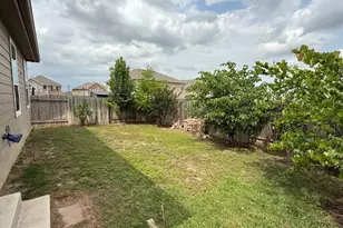 260 Sage Derby Dr, Hutto, TX 78634 - Photo 7