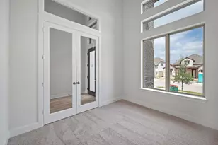 132 Cloverton Cres, Hutto, TX 78634 - Photo 17