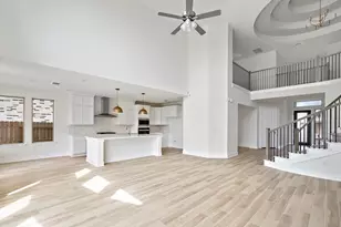 132 Cloverton Cres, Hutto, TX 78634 - Photo 3