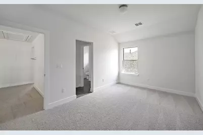 132 Cloverton Crescent, Hutto, TX 78634 - Photo 21