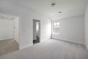 132 Cloverton Cres, Hutto, TX 78634 - Photo 21