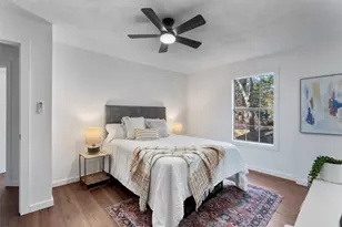 385 Alta Vista Dr, Bastrop, TX 78602 - Photo 15