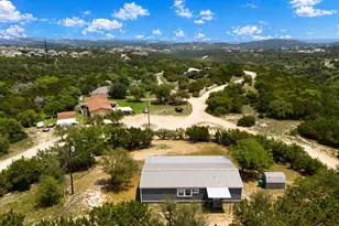 19511 Blanco Dr, Lago Vista, TX 78645 - Photo 23