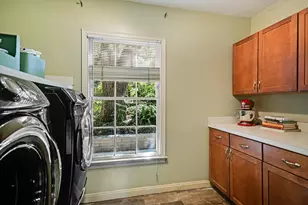 3423 Mt Barker Dr, Austin, TX 78731 - Photo 29