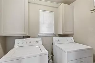 915 Vargas Rd, Austin, TX 78741 - Photo 13