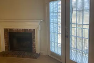 2100 San Gabriel St, Austin, TX 78705 - Photo 5