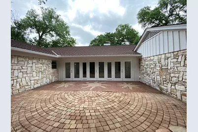 8708 Azalea Trail, Austin, TX 78759 - Photo 15