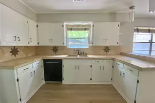 8708 Azalea Trail, Austin, TX 78759 - Photo 19