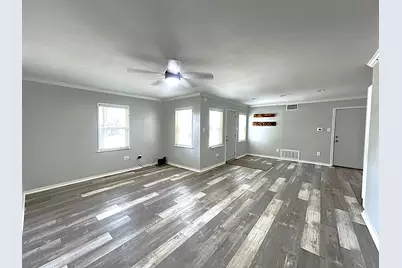 409 Oscar Street, Taylor, TX 76574 - Photo 11