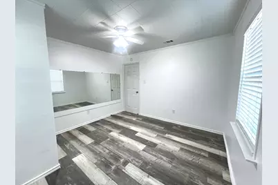 409 Oscar Street, Taylor, TX 76574 - Photo 5