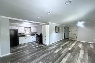 409 Oscar St, Taylor, TX 76574 - Photo 1