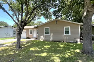 409 Oscar St, Taylor, TX 76574 - Photo 13