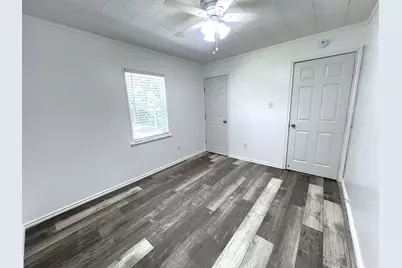 409 Oscar Street, Taylor, TX 76574 - Photo 9