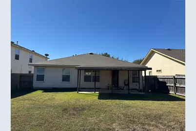 18420 Wind Tree Lane, Elgin, TX 78621 - Photo 15