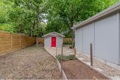 2404 Oak Crest Avenue, Austin, TX 78704 - Photo 25