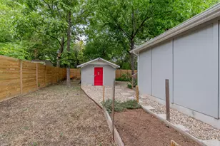 2404 Oak Crest Ave, Austin, TX 78704 - Photo 25