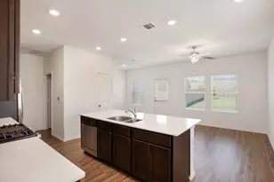15200 Spruce Frost Cv, Del Valle, TX 78617 - Photo 3