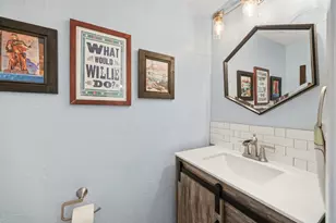 11901 E Swearingen Dr, Austin, TX 78758 - Photo 27