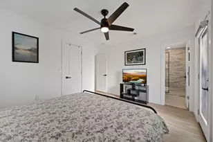 827 Sussex Dr, Austin, TX 78745 - Photo 11