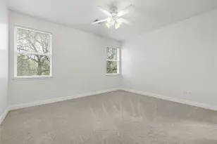 1900 Jentsch Ct, Austin, TX 78745 - Photo 15