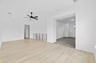 300 Yaklin Dr, Liberty Hill, TX 78642 - Photo 17