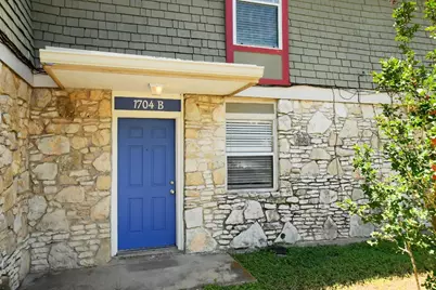 1704 E.M. Franklin Avenue #Unit B, Austin, TX 78721 - Photo 3