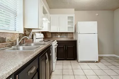 1704 E.M. Franklin Avenue #Unit B, Austin, TX 78721 - Photo 9