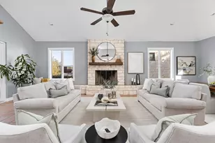 2433 Founders Cir, Spicewood, TX 78669 - Photo 9