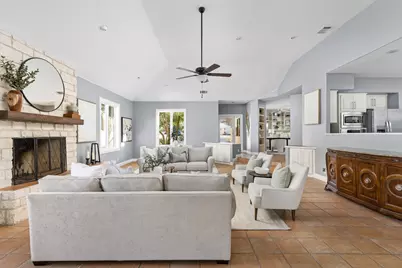 2433 Founders Circle, Spicewood, TX 78669 - Photo 9