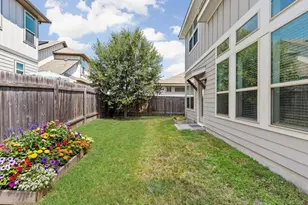 907 Totis Rd, Austin, TX 78748 - Photo 19
