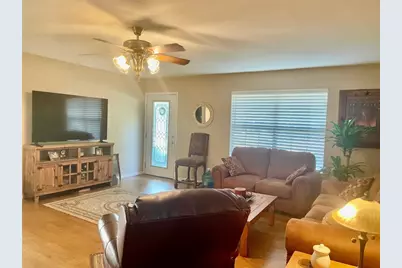 1113 Hackberry Drive, Marble Falls, TX 78654 - Photo 7