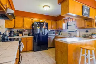 1113 Hackberry Dr, Marble Falls, TX 78654 - Photo 11