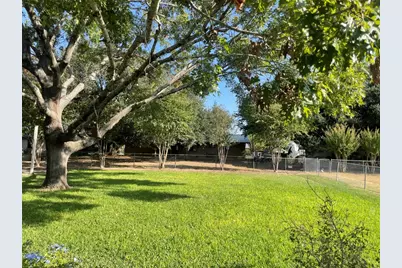 1113 Hackberry Drive, Marble Falls, TX 78654 - Photo 19