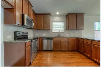 10721 Dinah Drive, Austin, TX 78748 - Photo 7