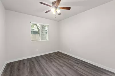 1737 Cricket Hollow Drive, Austin, TX 78758 - Photo 15