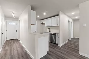 1737 Cricket Hollow Dr, Austin, TX 78758 - Photo 9