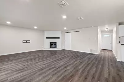 1737 Cricket Hollow Drive, Austin, TX 78758 - Photo 7