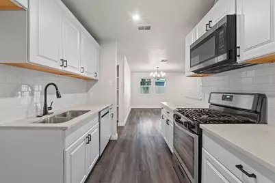 1737 Cricket Hollow Drive, Austin, TX 78758 - Photo 11