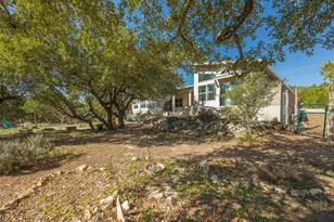 609 Las Colinas Dr, Wimberley, TX 78676 - Photo 17
