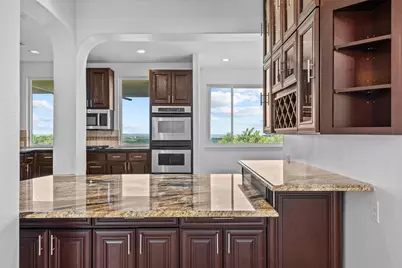 5724 Brittlyns Court, Austin, TX 78730 - Photo 13