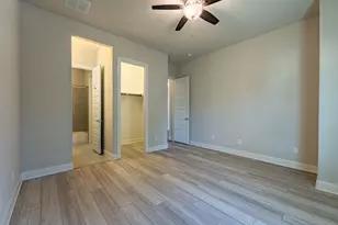 205 Barefoot Park Ln, Georgetown, TX 78628 - Photo 13