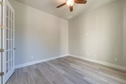 205 Barefoot Park Lane, Georgetown, TX 78628 - Photo 15