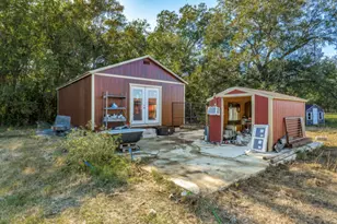 610 Pleasant Grove Rd, Elgin, TX 78621 - Photo 25